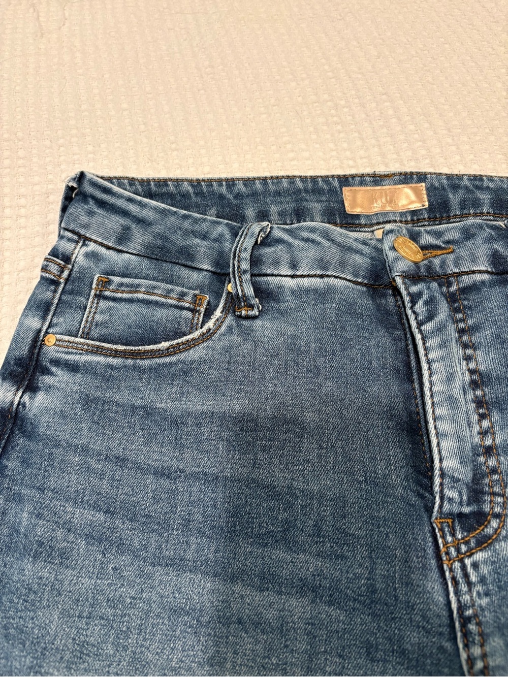 Kut from the Kloth Meg Wide Leg Jeans, 4 - Picture 6 of 9